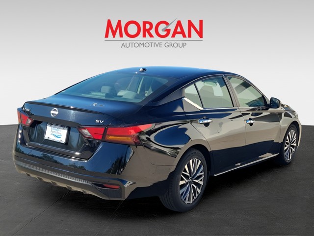 2023 Nissan Altima - Photo 5