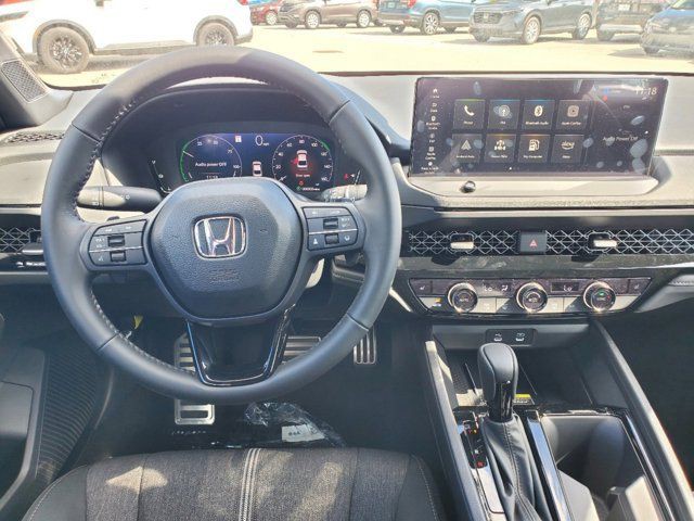 2025 Honda Accord Hybrid - Photo 14