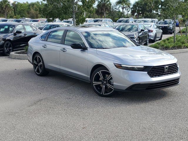 2025 Honda Accord Hybrid - Photo 4