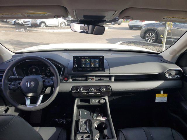 2025 Honda Pilot - Photo 15