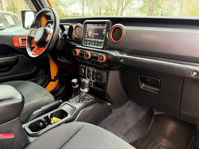 2021 Jeep Gladiator - Photo 12