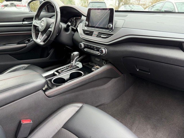 2023 Nissan Altima - Photo 10
