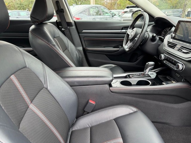 2023 Nissan Altima - Photo 9