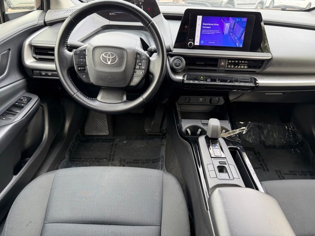 2024 Toyota Prius - Photo 14
