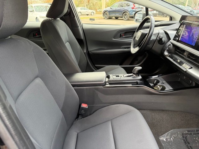 2024 Toyota Prius - Photo 9