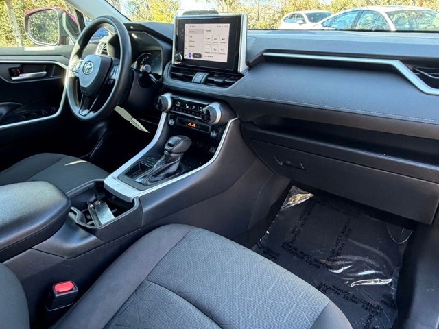 2023 Toyota RAV4 - Photo 10