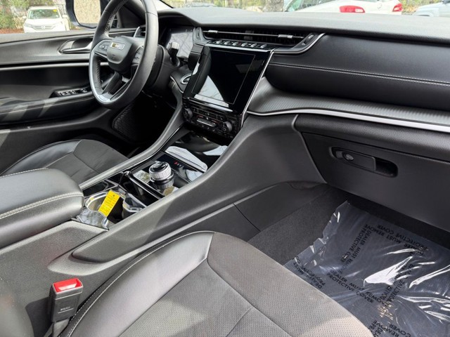 2023 Jeep Grand Cherokee - Photo 10