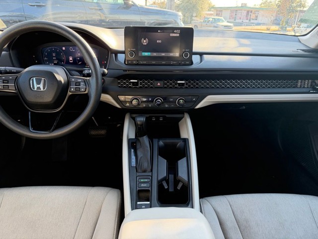 2023 Honda Accord - Photo 12