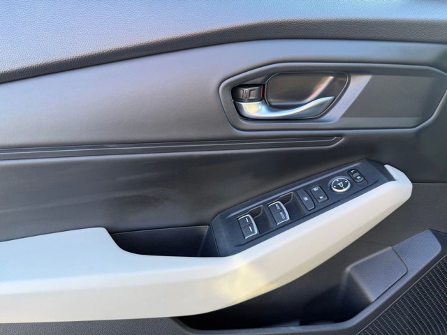 2023 Honda Accord - Photo 15