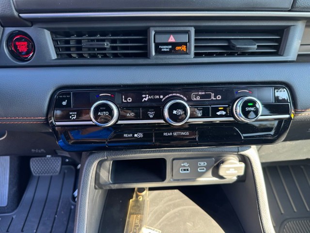 2025 Honda Pilot - Photo 15