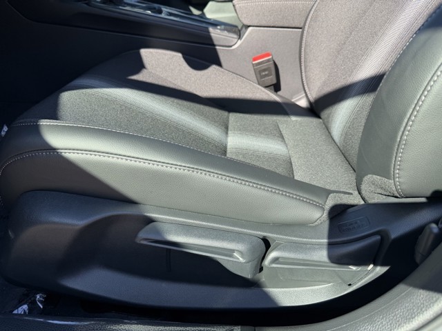 2026 Honda Civic Hybrid - Photo 12