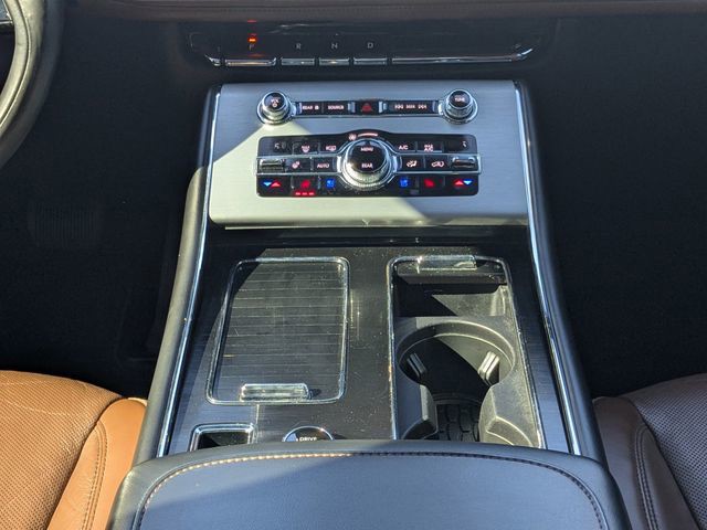 2020 Lincoln Aviator - Photo 14