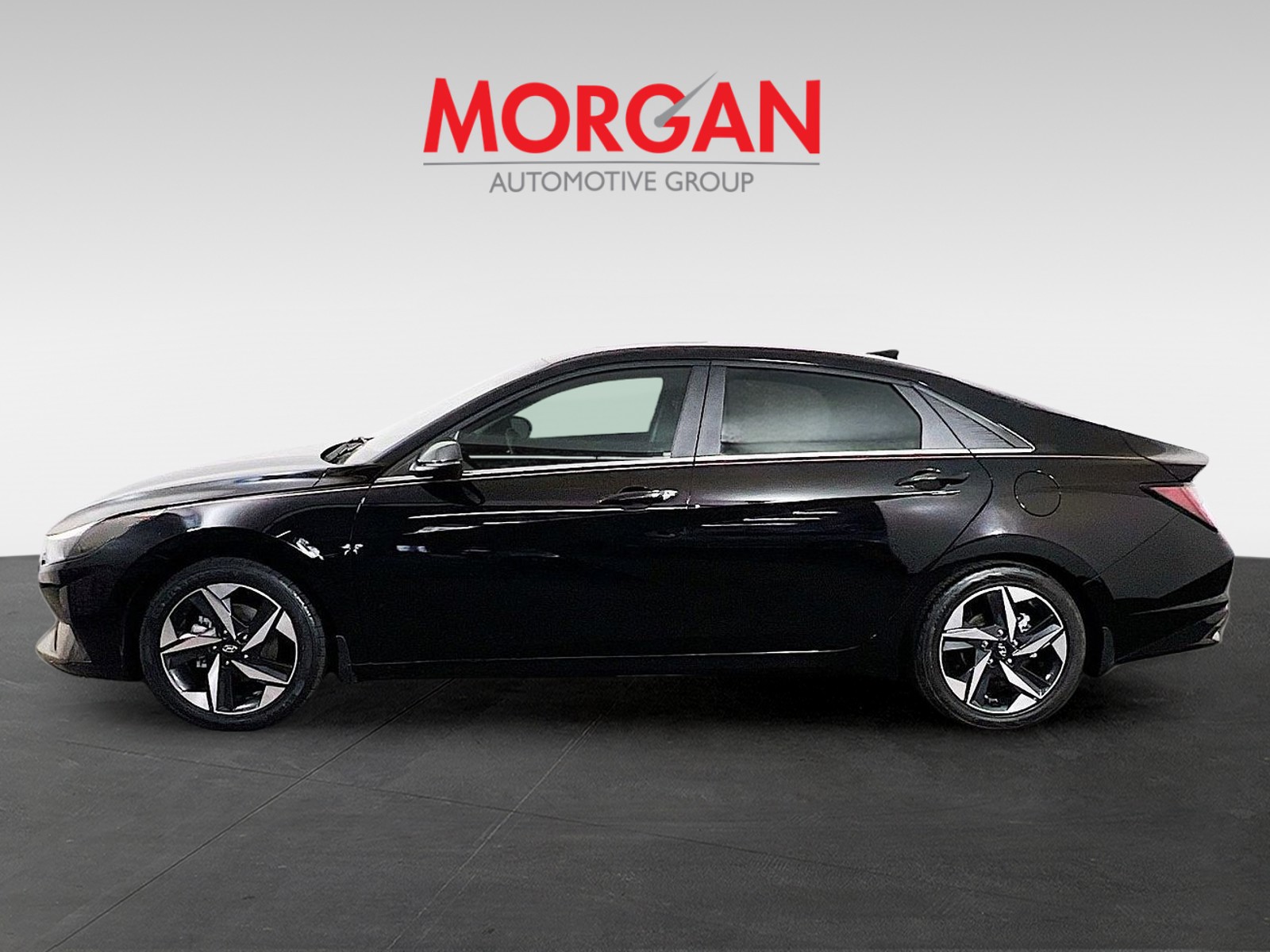 2022 Hyundai Elantra Hybrid - Photo 6