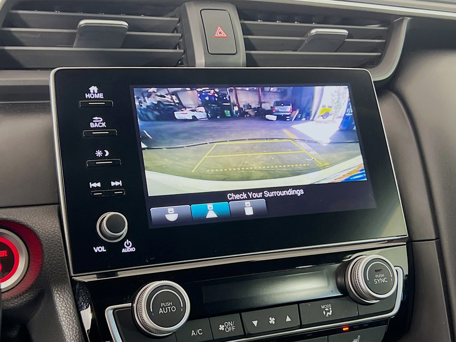 2019 Honda Insight - Photo 11