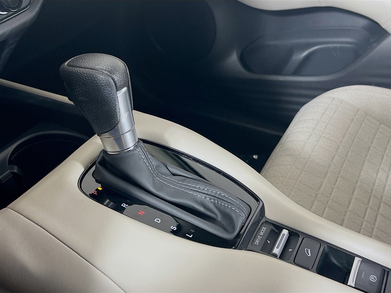 2023 Honda HR-V - Photo 16