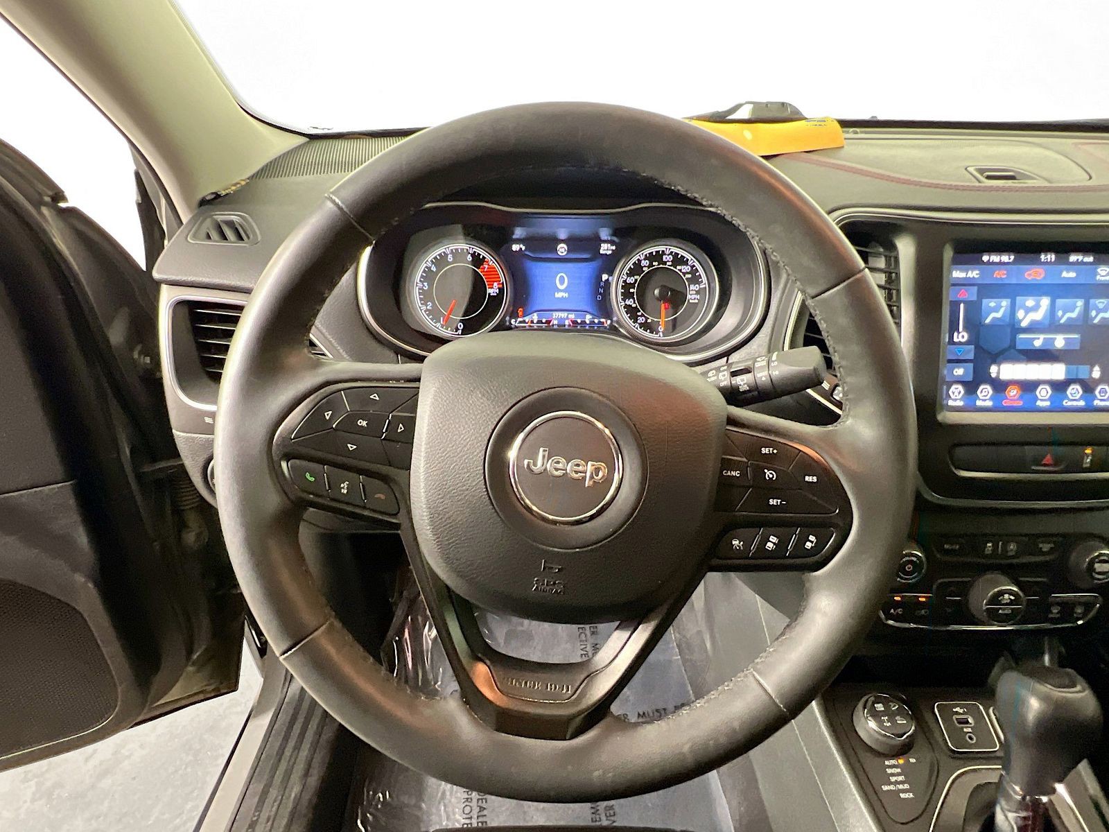 2022 Jeep Cherokee - Photo 9
