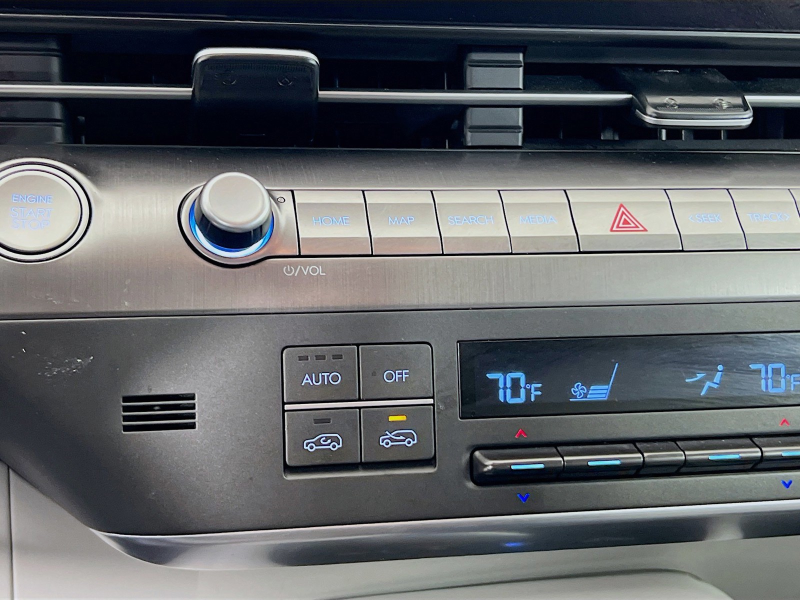 2024 Hyundai Kona - Photo 15