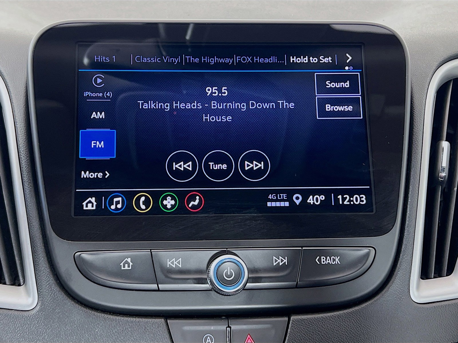 2024 Chevrolet Malibu - Photo 14