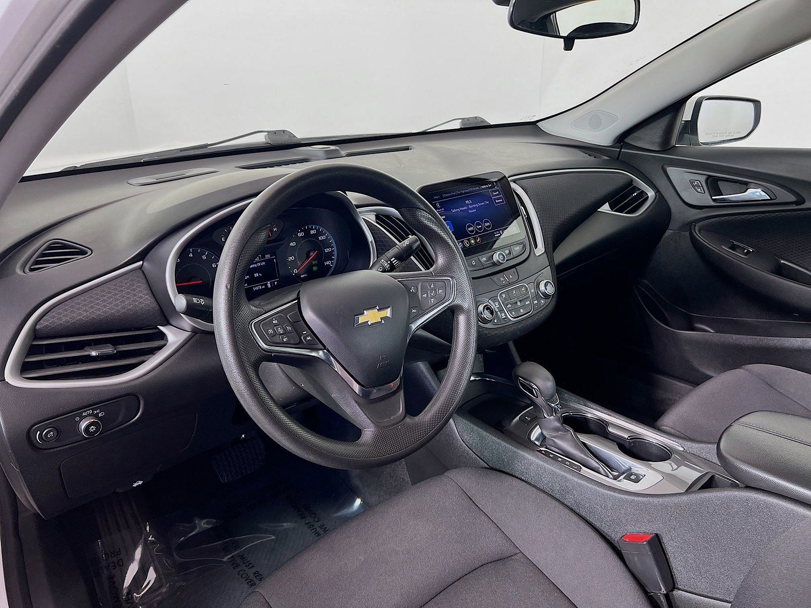 2024 Chevrolet Malibu - Photo 9