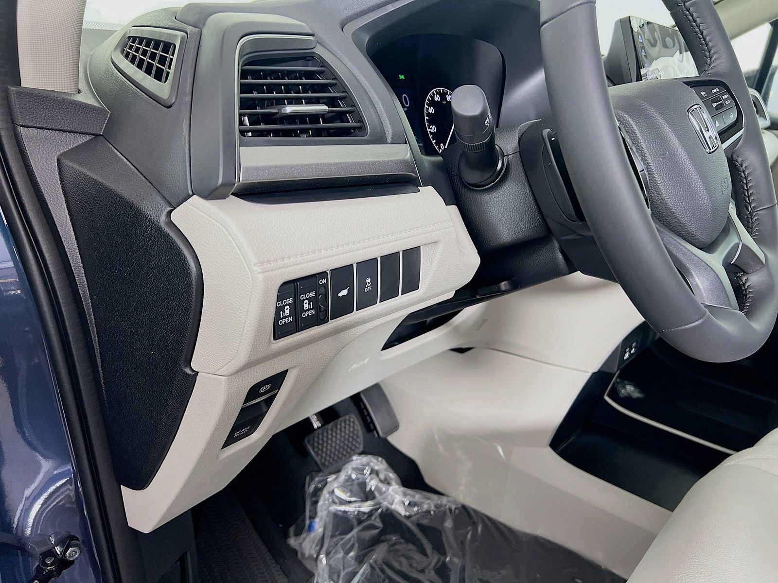 2026 Honda Odyssey - Photo 8