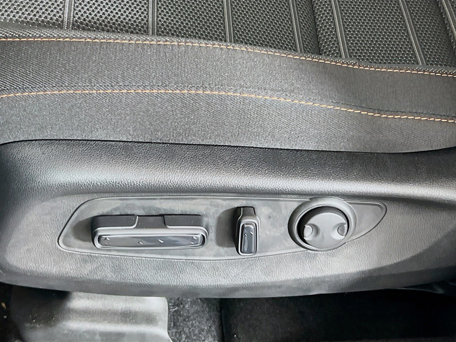 2026 Honda CR-V Hybrid - Photo 14