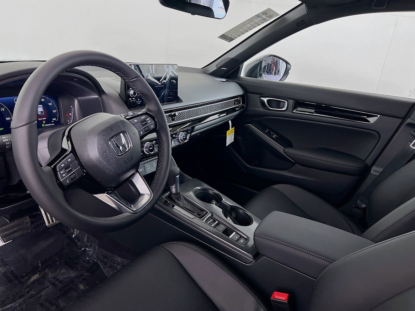2026 Honda Civic Hybrid - Photo 9