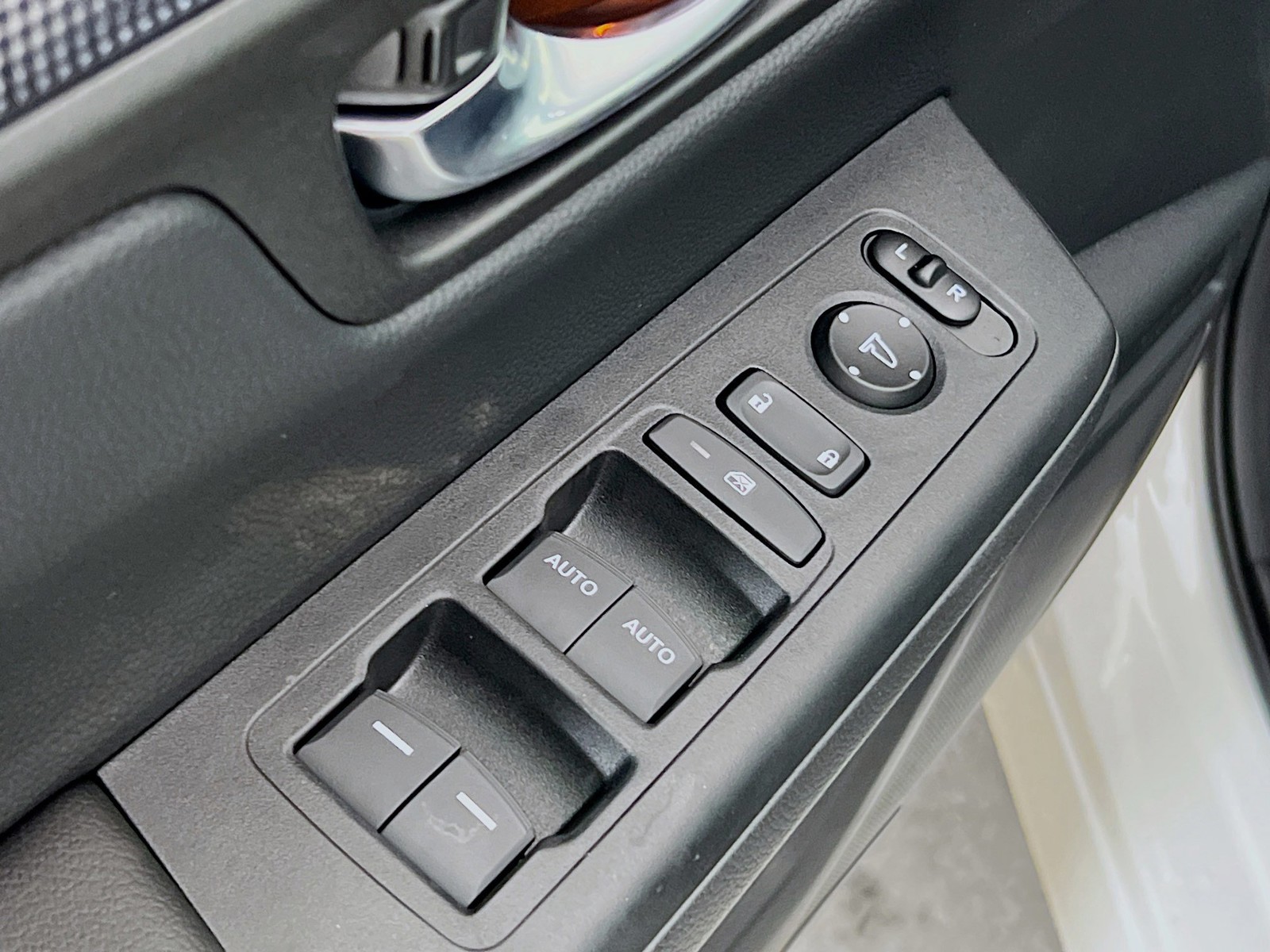 2026 Honda CR-V Hybrid - Photo 15