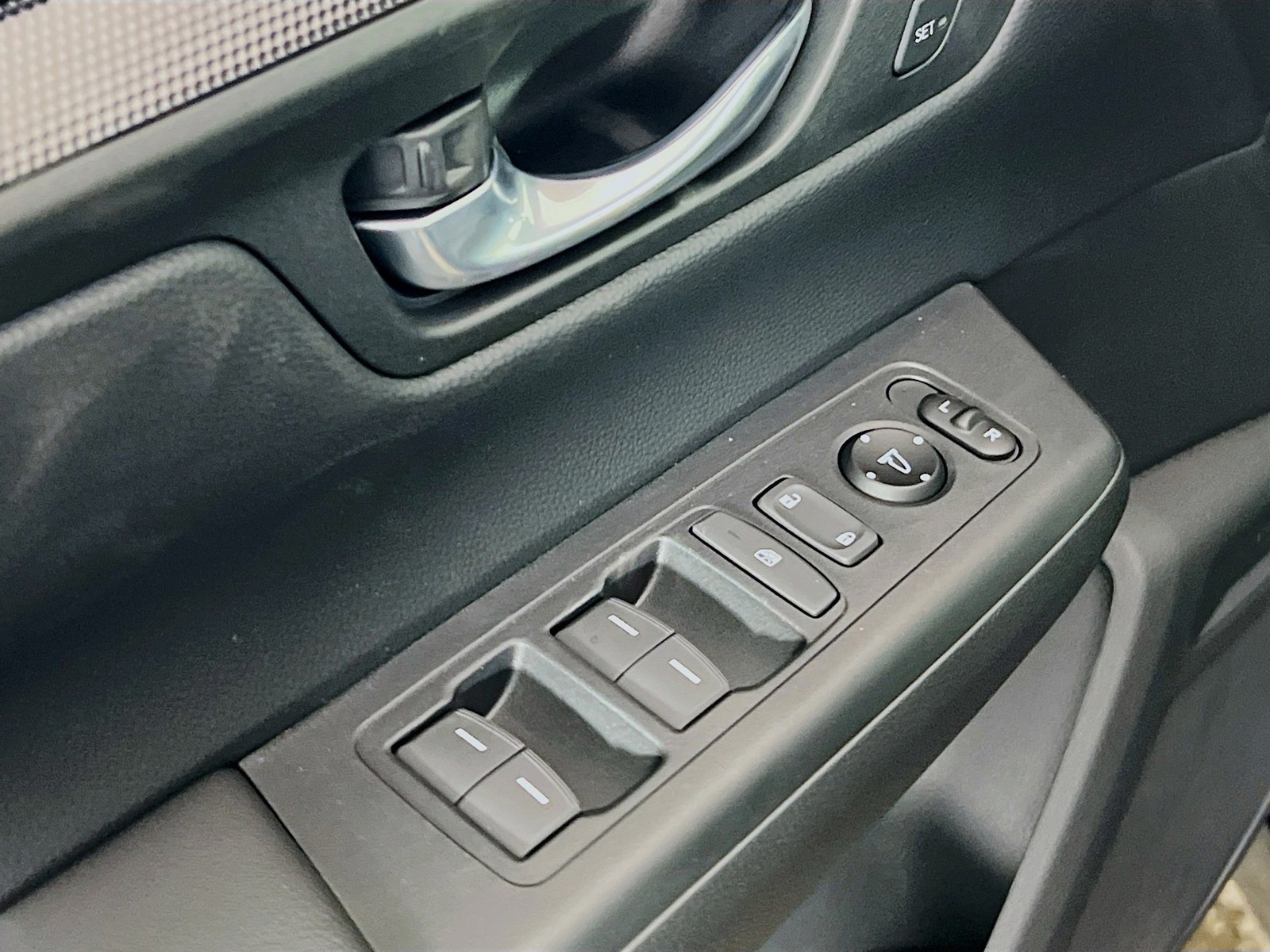 2026 Honda CR-V Hybrid - Photo 15