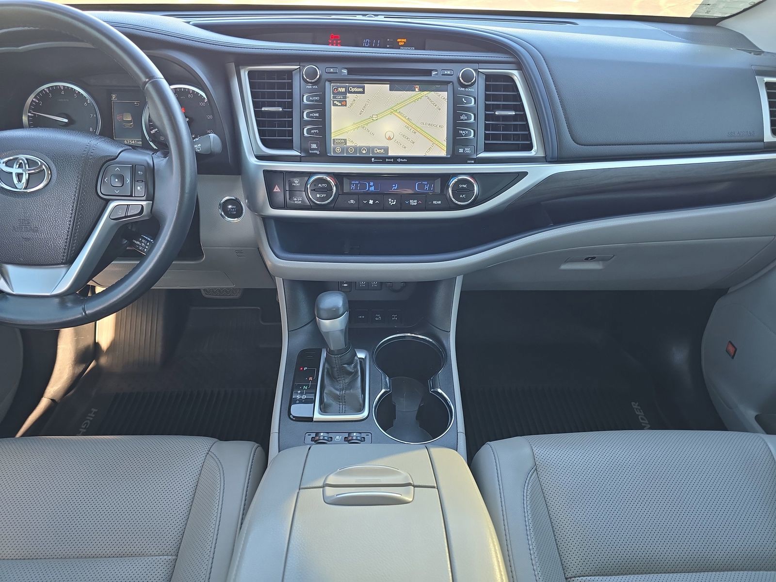2018 Toyota Highlander - Photo 11
