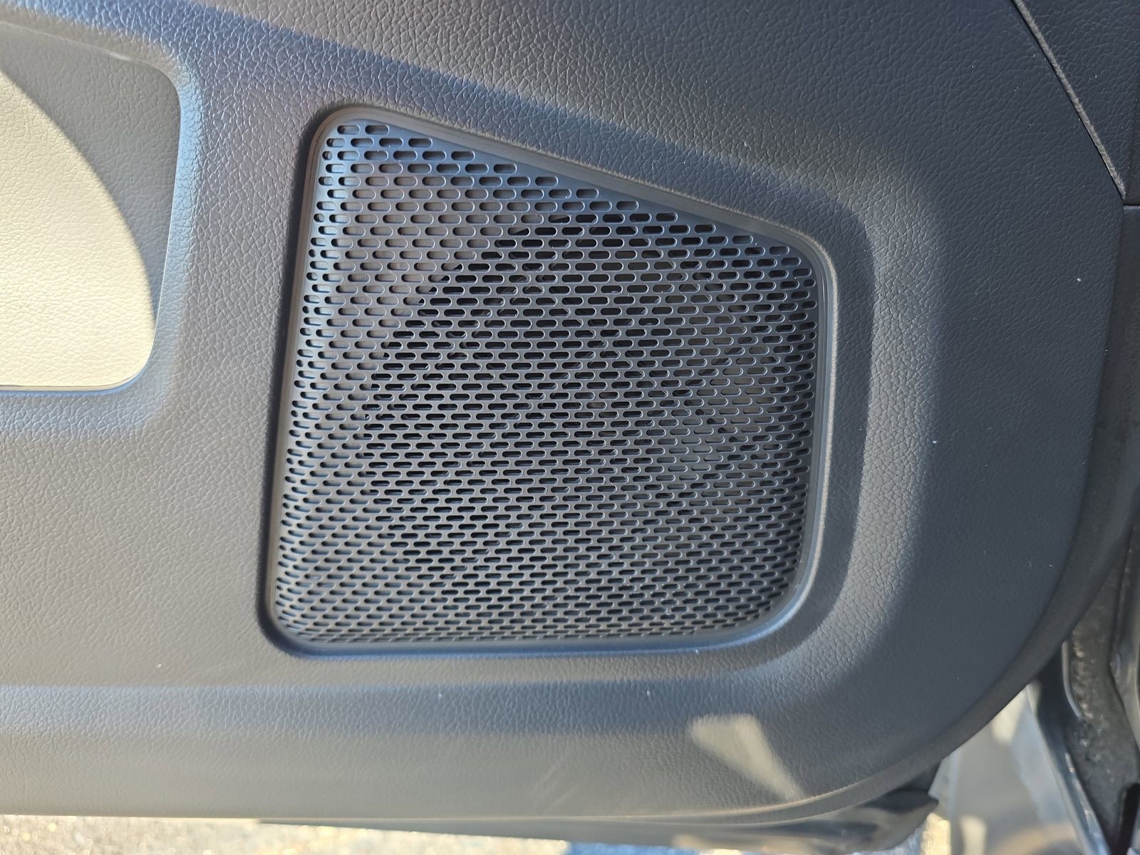 2012 Honda Ridgeline - Photo 15