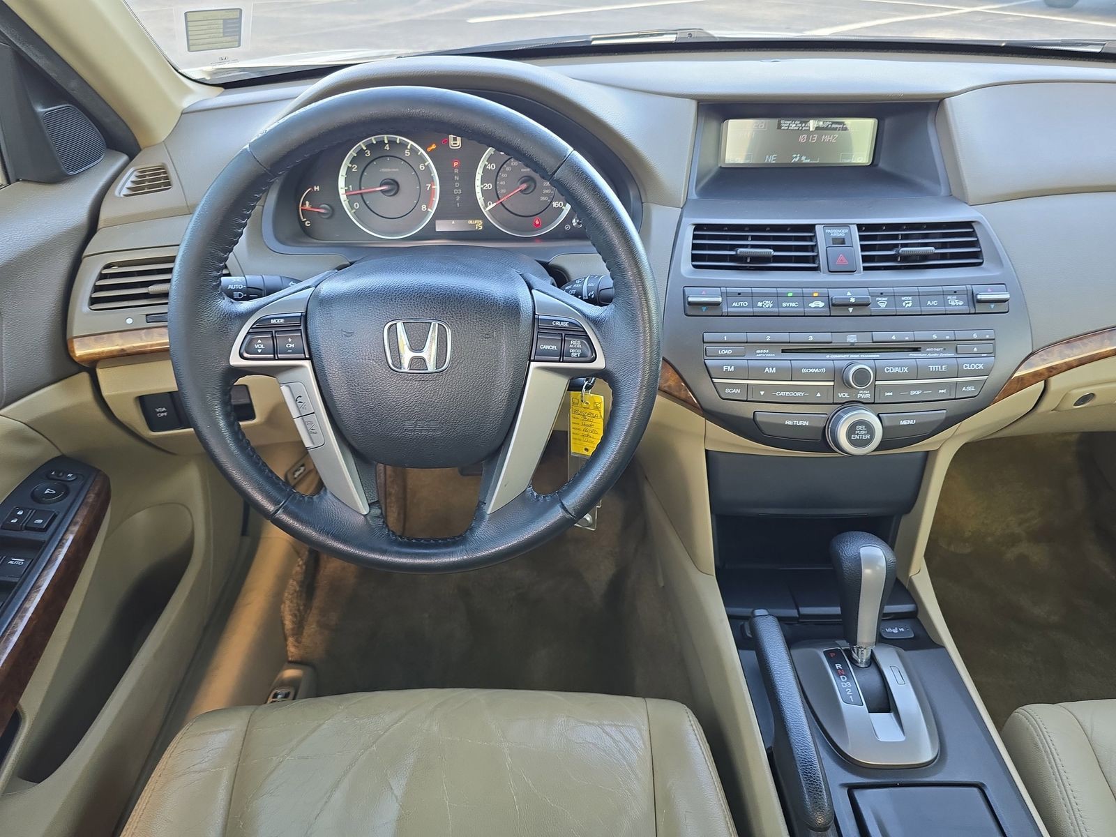 2010 Honda Accord - Photo 10