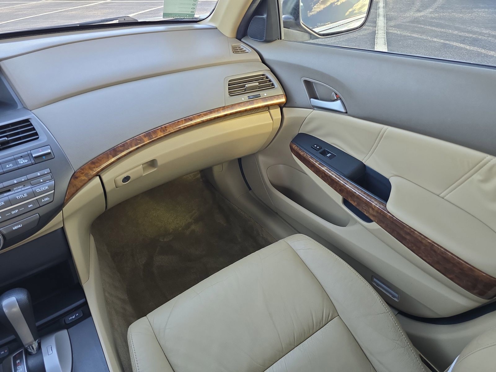 2010 Honda Accord - Photo 12