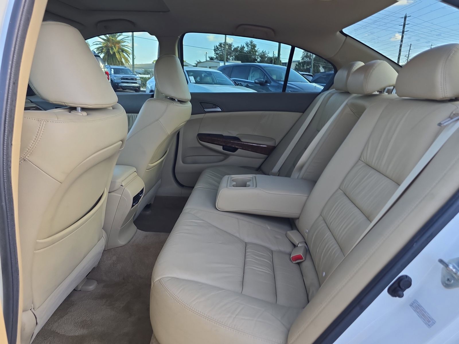 2010 Honda Accord - Photo 13