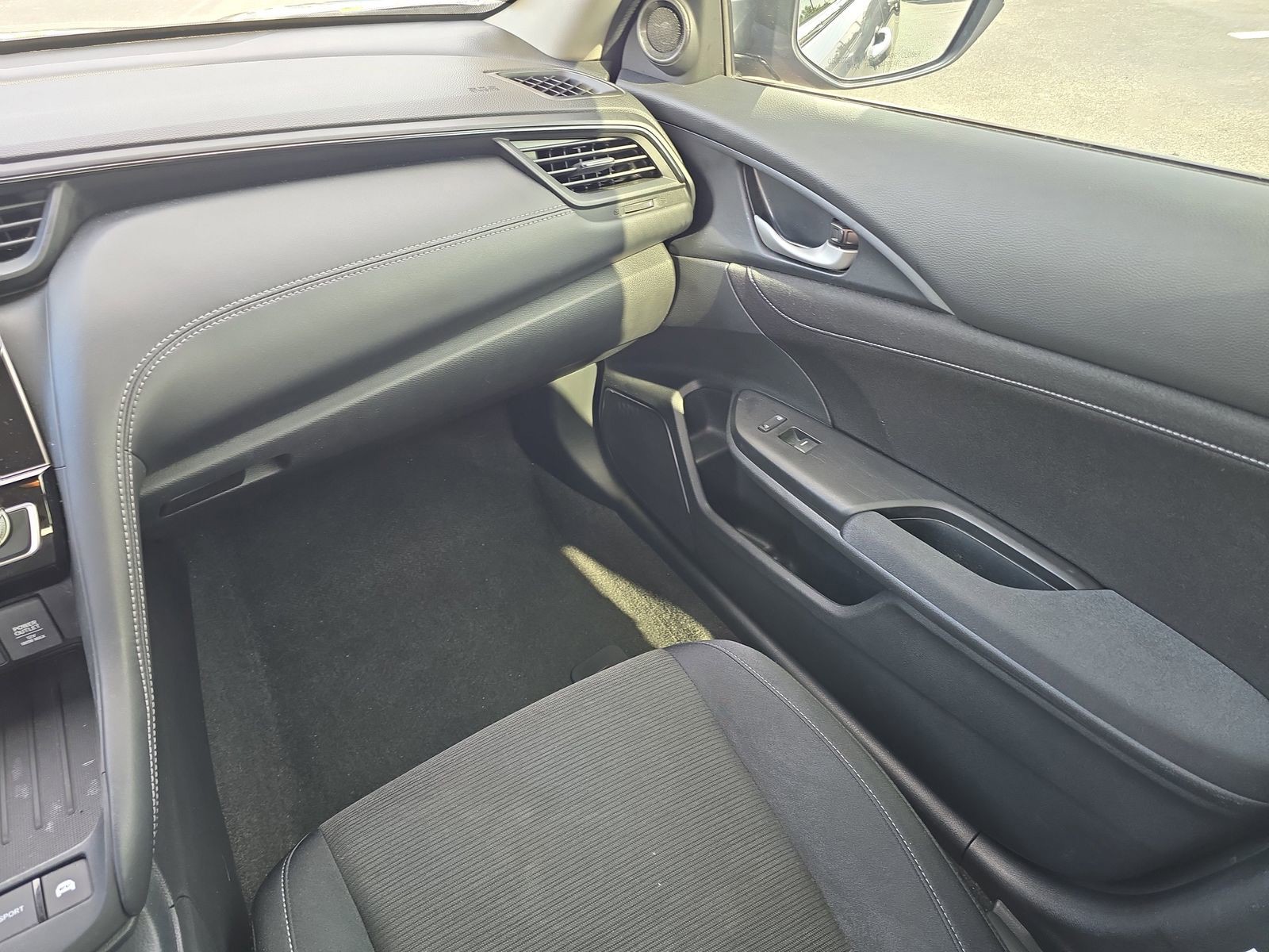 2022 Honda Insight - Photo 12