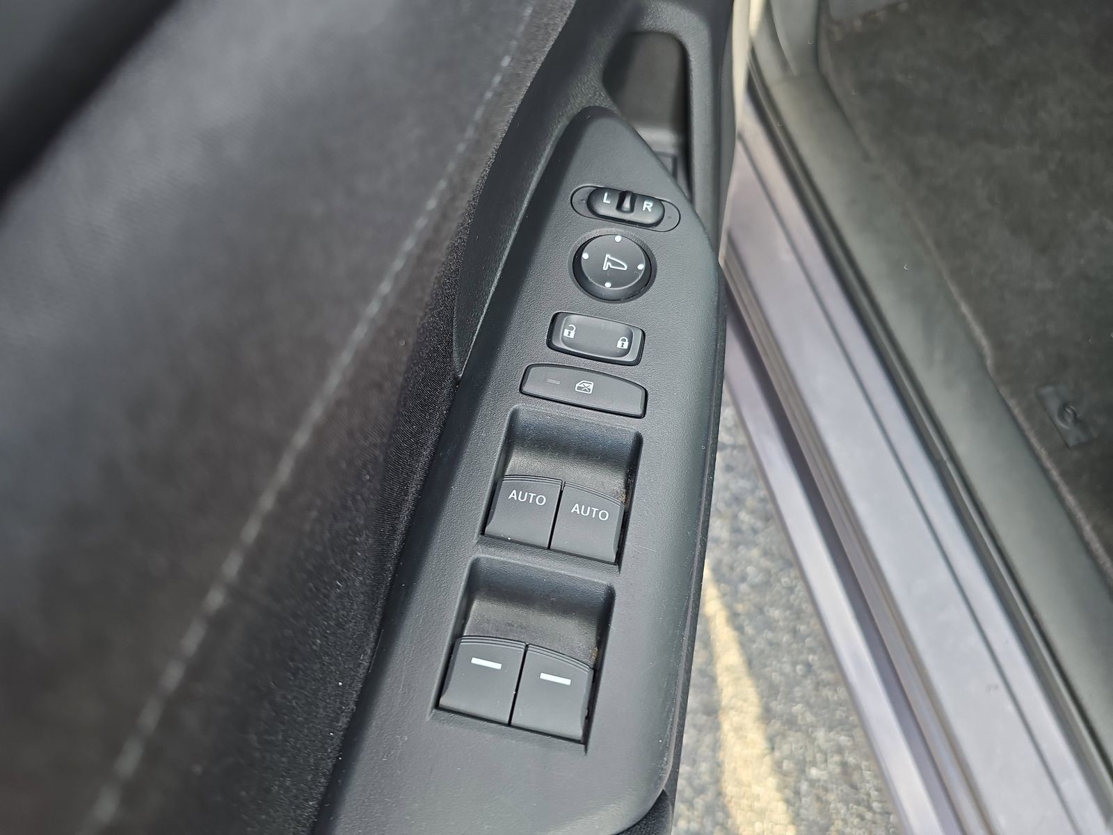 2022 Honda Insight - Photo 14