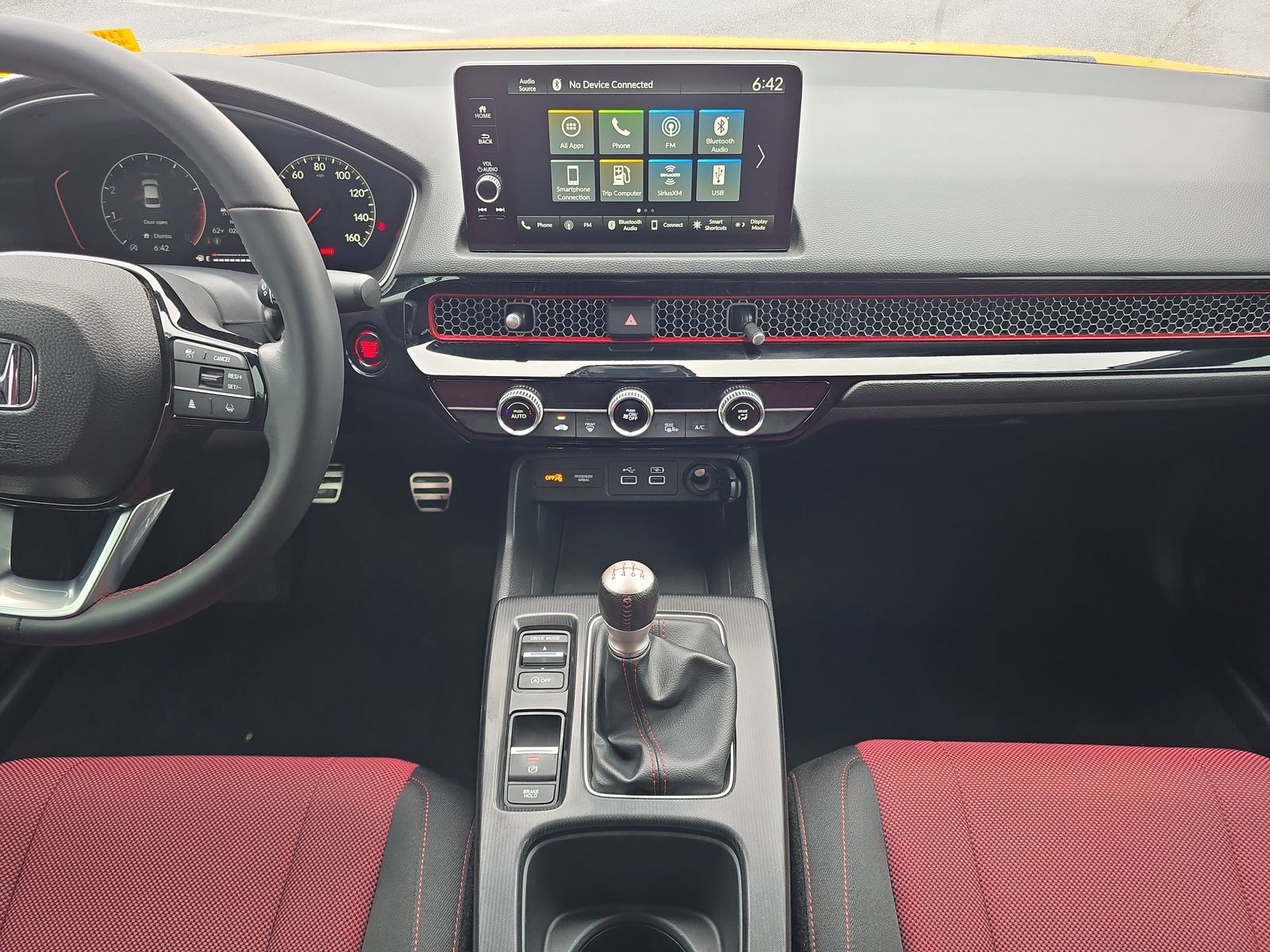 2024 Honda Civic Si - Photo 11