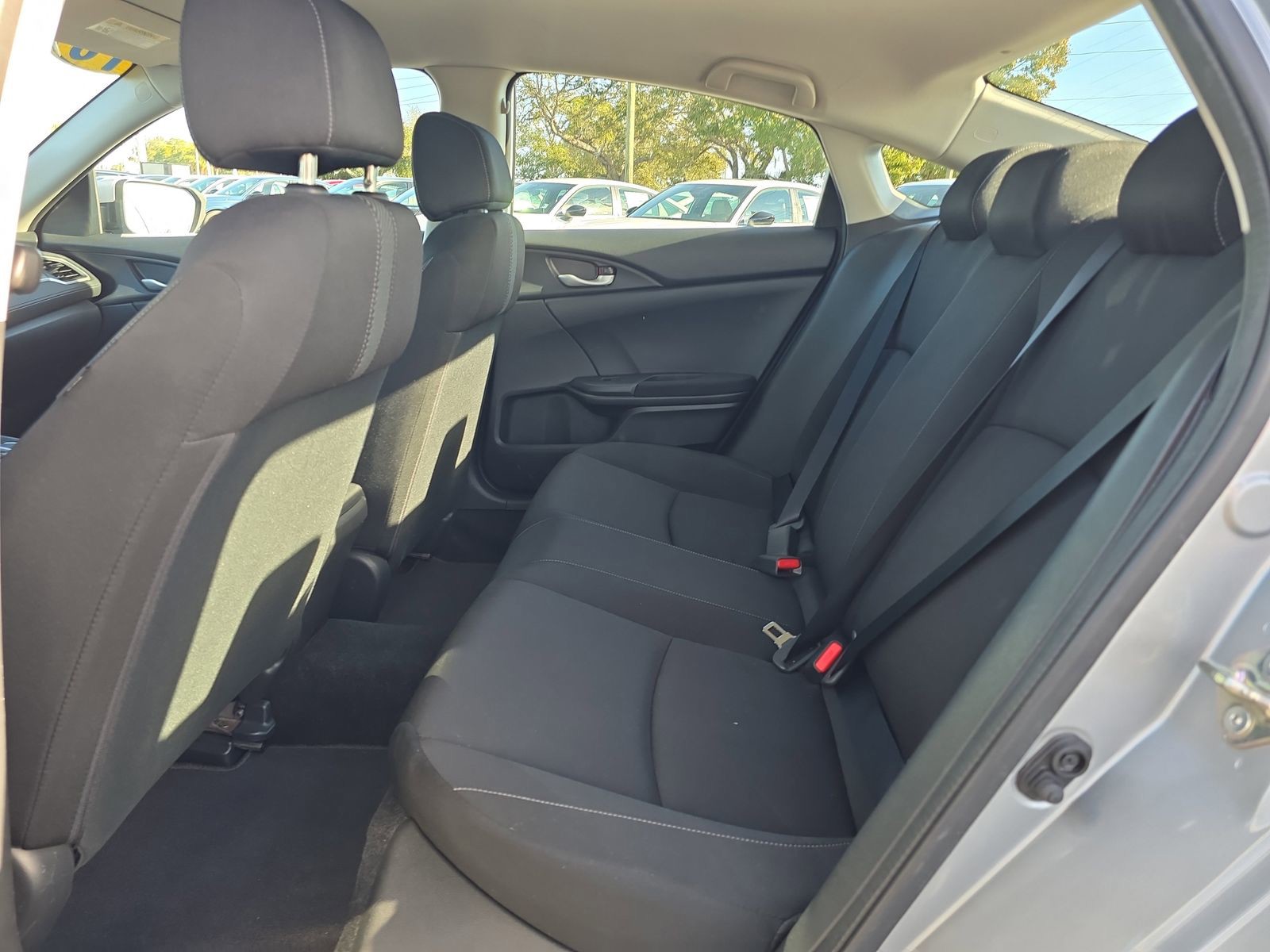 2016 Honda Civic - Photo 13