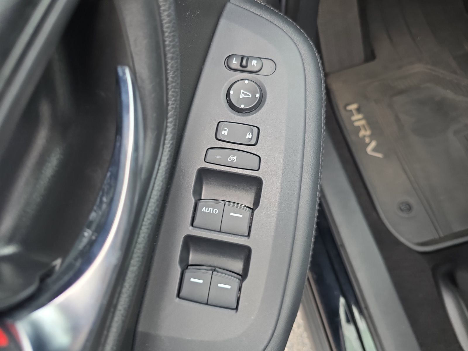 2023 Honda HR-V - Photo 14