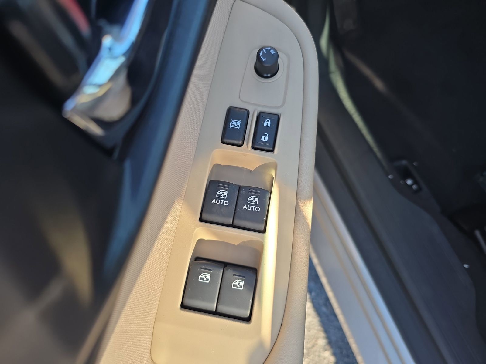 2016 Subaru Legacy - Photo 14