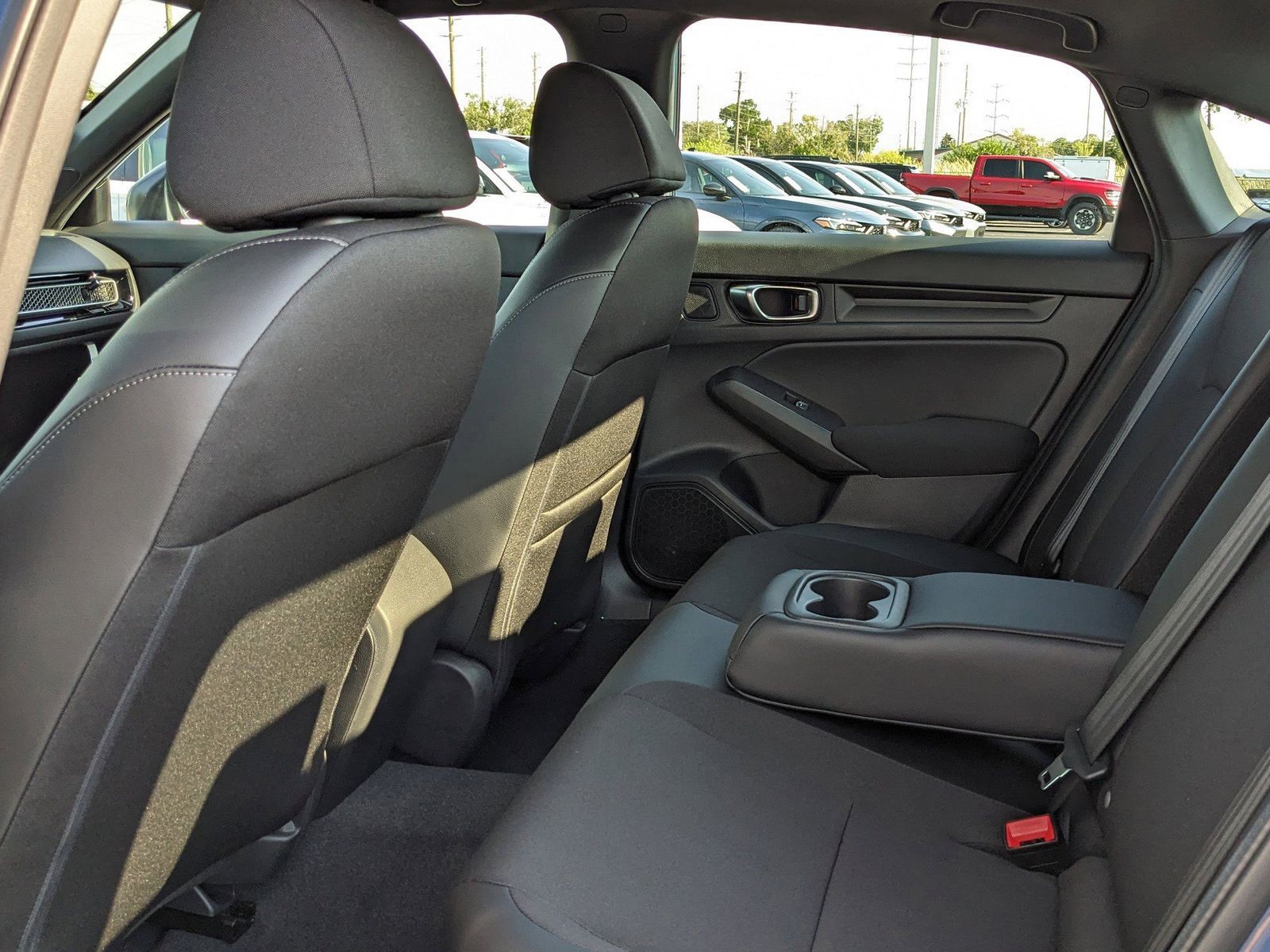 2026 Honda Civic Hybrid - Photo 15