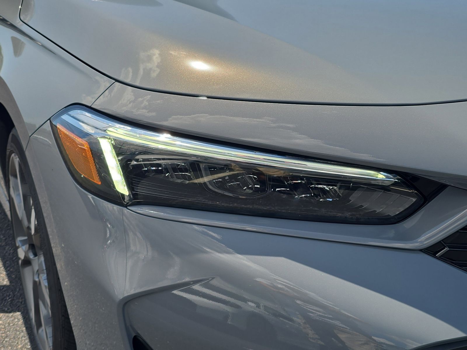 2026 Honda Civic Hybrid - Photo 8