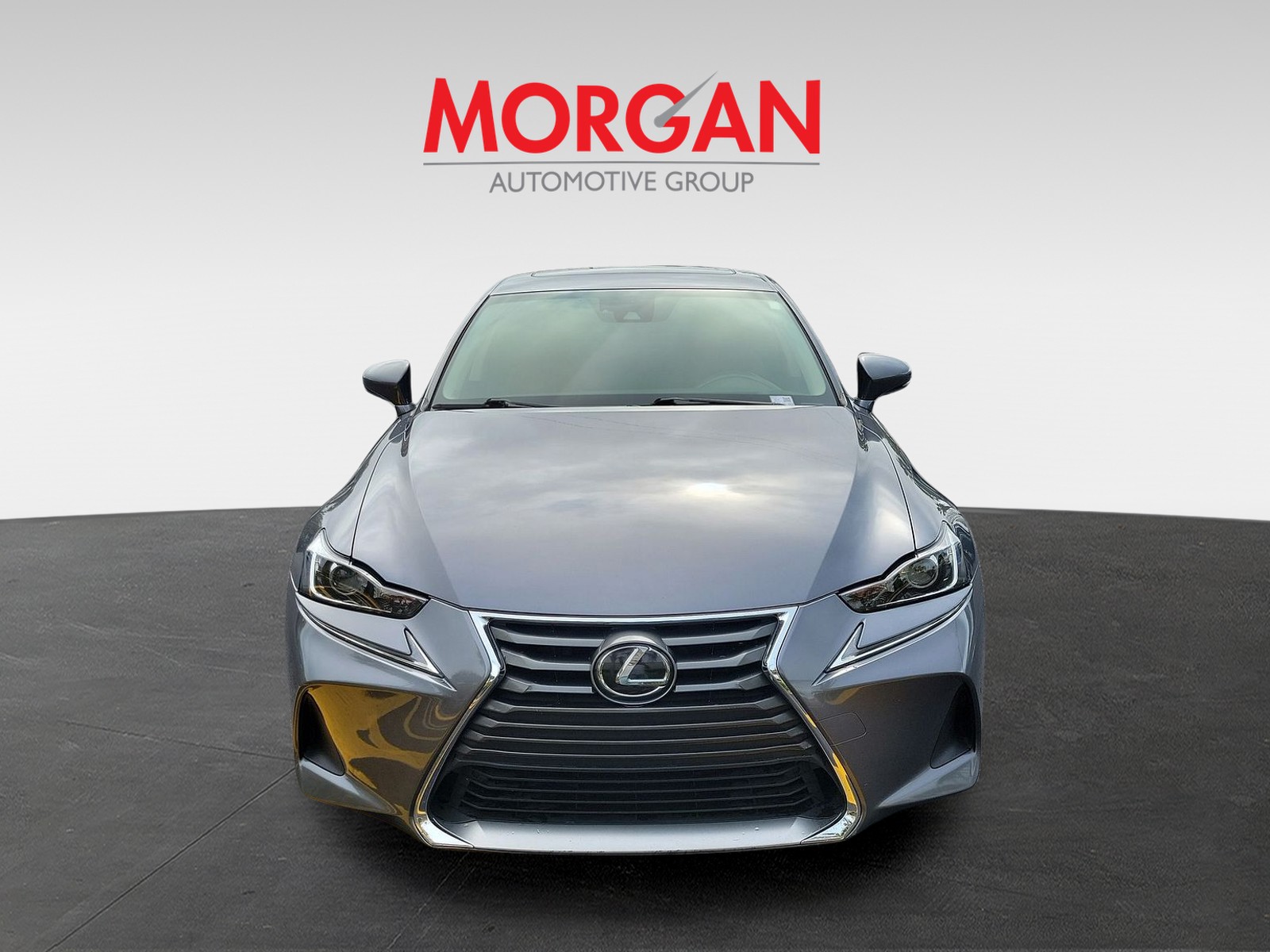2019 Lexus IS - Photo 3