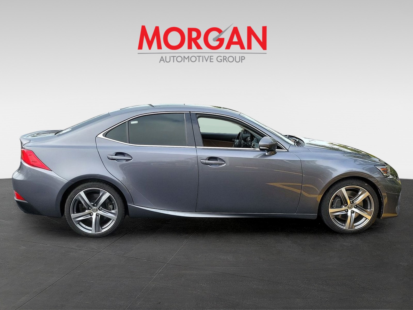 2019 Lexus IS - Photo 7