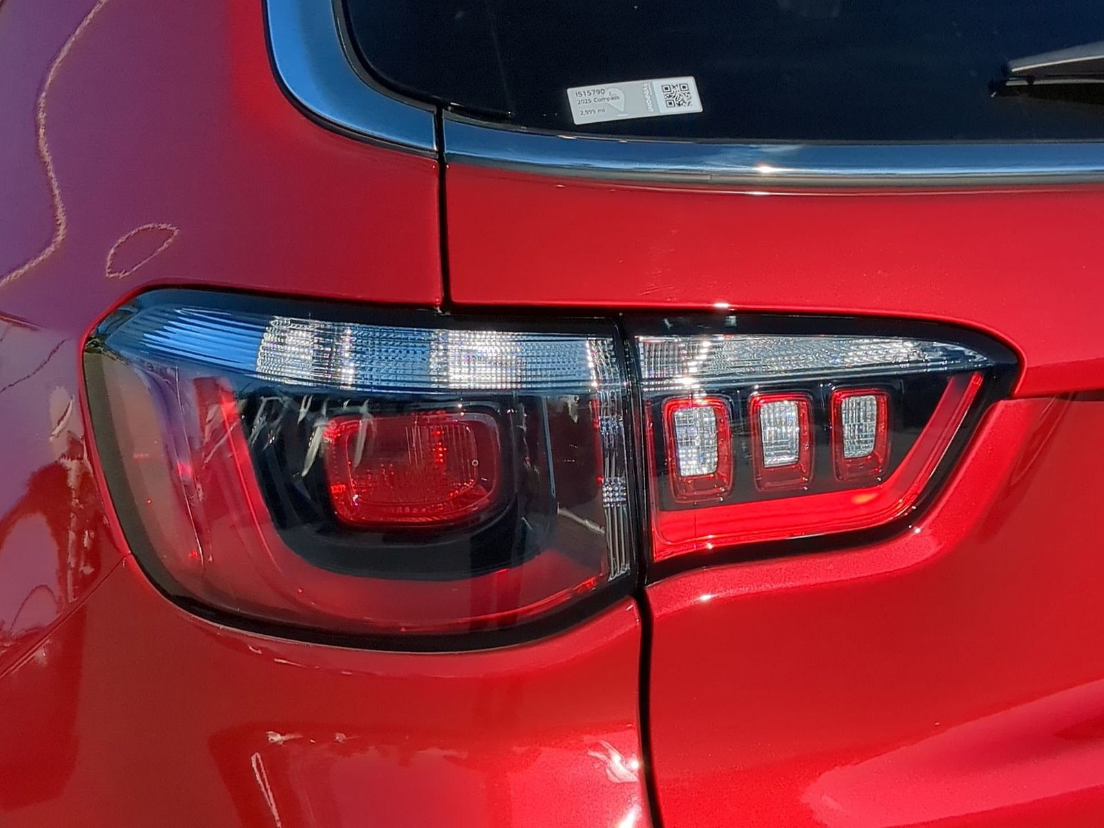 2025 Jeep Compass - Photo 10