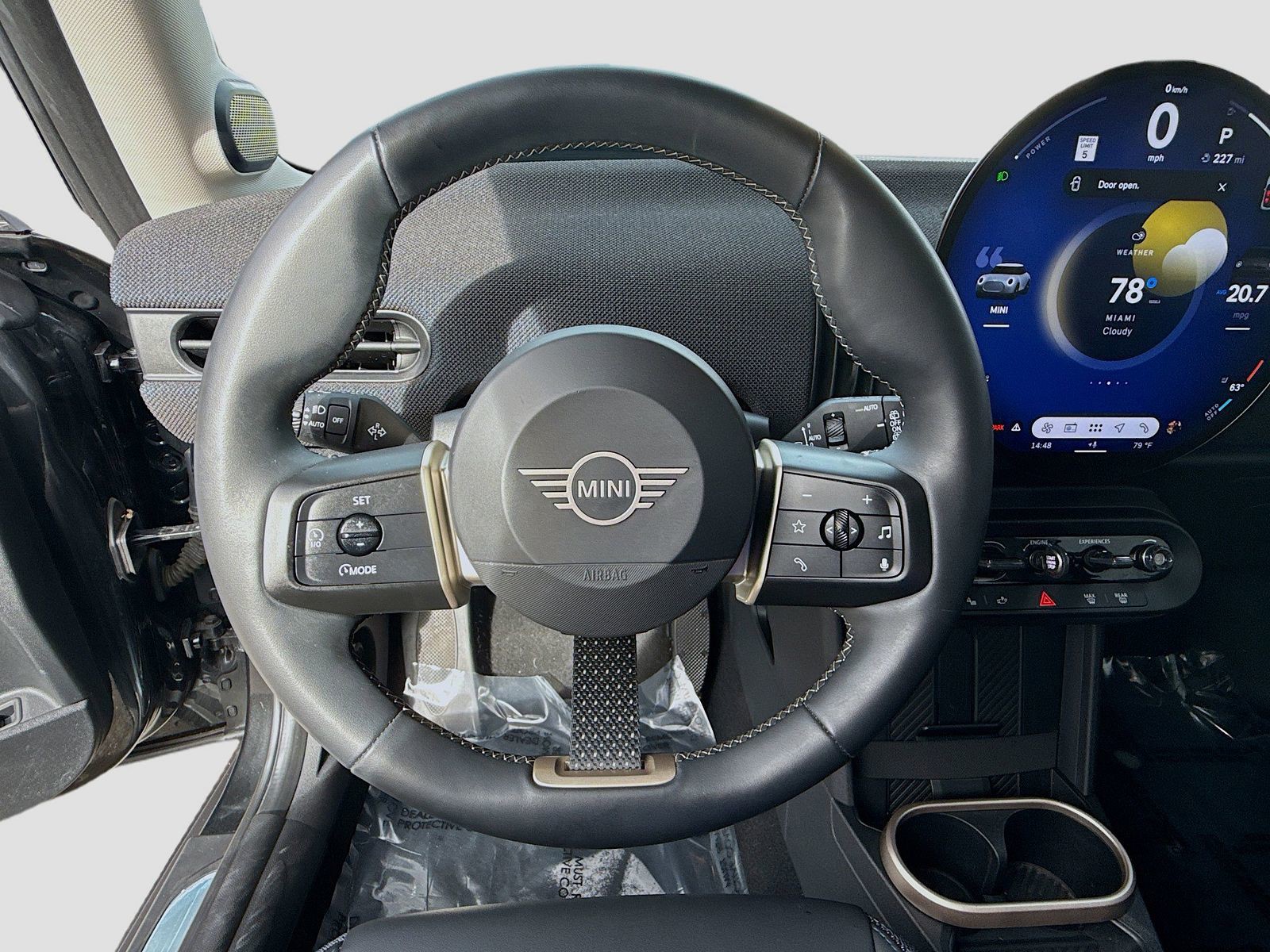 2025 MINI Hardtop 2 Door - Photo 10