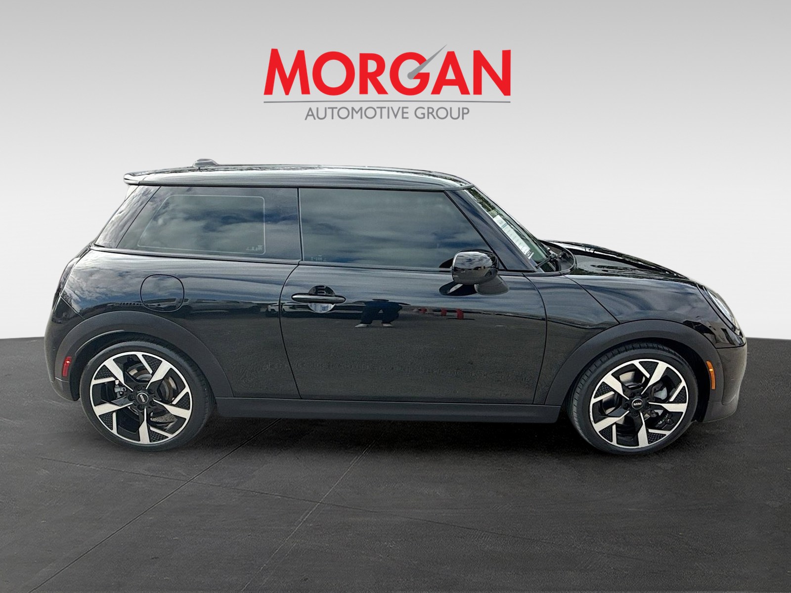 2025 MINI Hardtop 2 Door - Photo 8