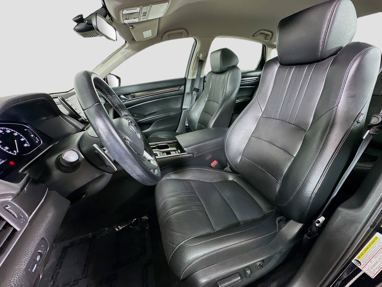 2022 Honda Accord Sedan - Photo 16