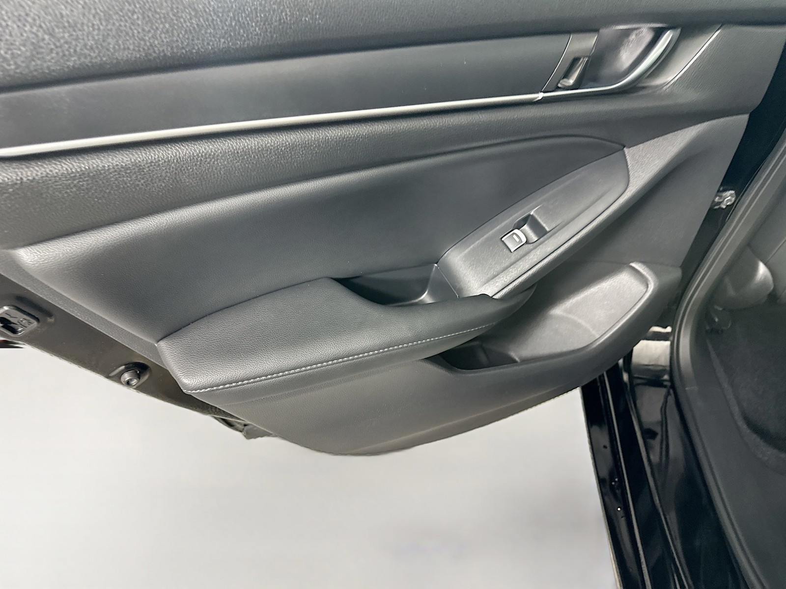 2022 Honda Accord Sedan - Photo 22