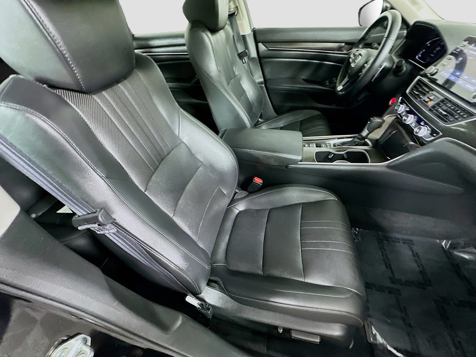 2022 Honda Accord Sedan - Photo 28