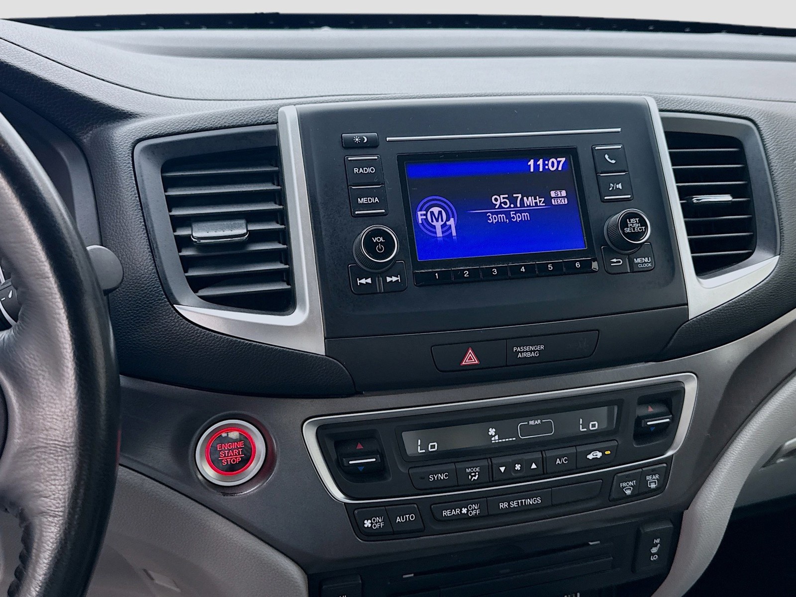 2019 Honda Ridgeline - Photo 12